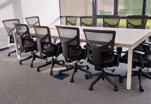 Why You Need Ergonomic Chairs with Lumbar Support In Your Work