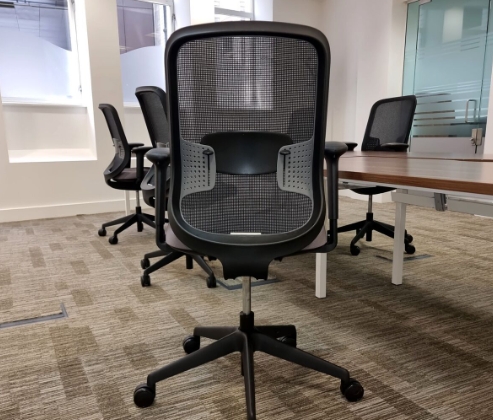 news-Hookay Chair-What Sets Executive Chairs With Lumbar Support Apart From Regular Office Chairs-im-1