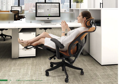 Choosing the Perfect Executive Desk Chair: A Guide to Comfort and Productivity